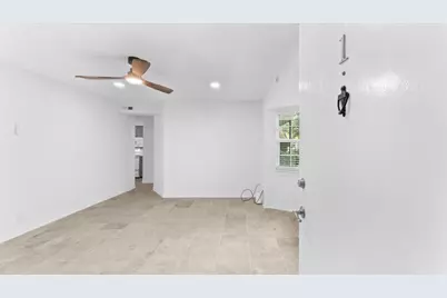2507 Marilee Lane #1, Houston, TX 77057 - Photo 9