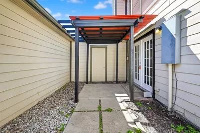 724 Country Place Drive #E, Houston, TX 77079 - Photo 43