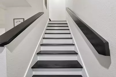 724 Country Place Drive #E, Houston, TX 77079 - Photo 23