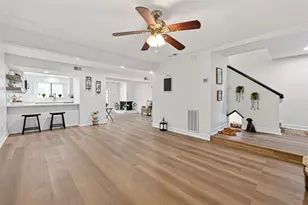 724 Country Pl Dr, Houston, TX 77079 - Photo 1