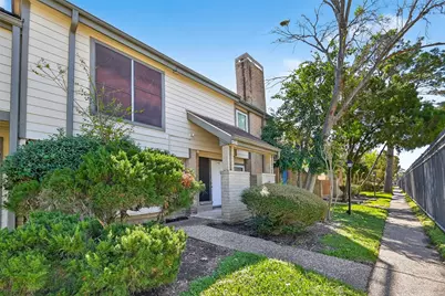 724 Country Place Drive #E, Houston, TX 77079 - Photo 41