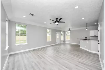 1105 E Kyle Road, Clute, TX 77531 - Photo 3