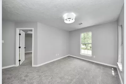 1105 E Kyle Road, Clute, TX 77531 - Photo 23