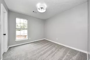 1105 E Kyle Rd, Clute, TX 77531 - Photo 33