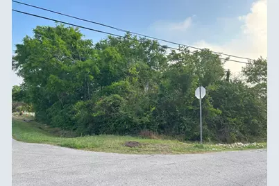 300 Block Fairfield, Shoreacres, TX 77571 - Photo 3