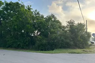 300 Block Fairfield, Shoreacres, TX 77571 - Photo 1