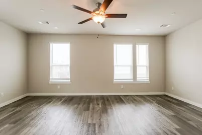373 N Centro Circle, Shenandoah, TX 77385 - Photo 3