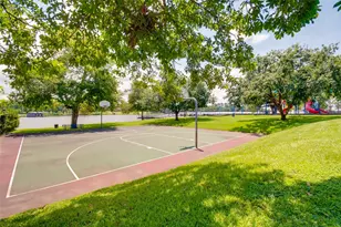 7041 Kingston Cove Ln, Willis, TX 77318 - Photo 21