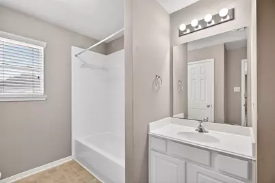 6002 Sandy Creek Drive, Baytown, TX 77523 - Photo 25