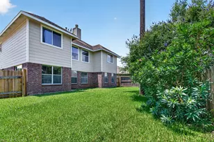 6002 Sandy Creek Dr, Baytown, TX 77523 - Photo 33