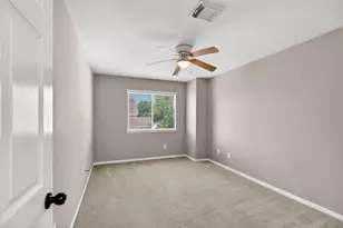6002 Sandy Creek Dr, Baytown, TX 77523 - Photo 21