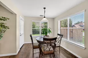 6002 Sandy Creek Dr, Baytown, TX 77523 - Photo 5