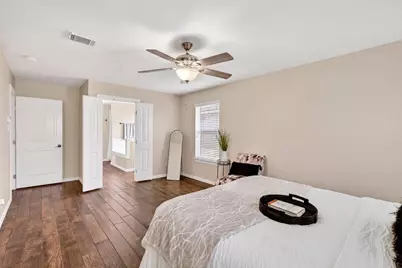 6002 Sandy Creek Drive, Baytown, TX 77523 - Photo 13