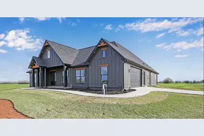 643 Chuckwagon Trail, Angleton, TX 77515 - Photo 35