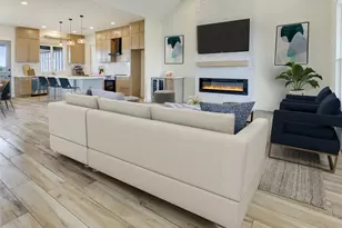 643 Chuckwagon Trail, Angleton, TX 77515 - Photo 7