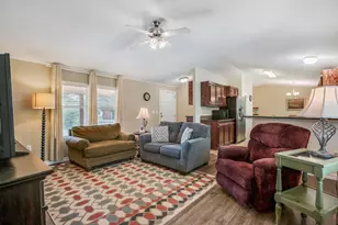 412 Leaning Oak Ln, Somerville, TX 77879 - Photo 7