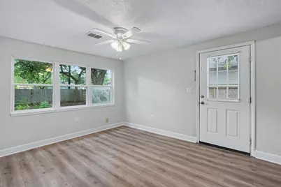 2523 7th Avenue N, Texas City, TX 77590 - Photo 11