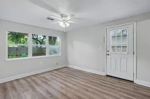 2523 7th Ave N, Texas City, TX 77590 - Photo 11