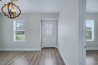 2523 7th Avenue N, Texas City, TX 77590 - Photo 3