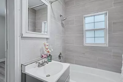 2523 7th Avenue N, Texas City, TX 77590 - Photo 15