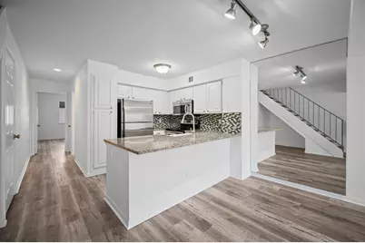 2425 Holly Hall Street #72, Houston, TX 77054 - Photo 9