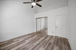 2425 Holly Hall St, Houston, TX 77054 - Photo 11