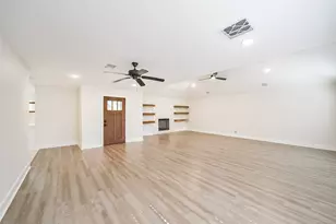 10503 Windriver Dr, Houston, TX 77070 - Photo 9