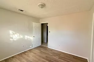 13034 Birch Grove Dr, Houston, TX 77099 - Photo 11