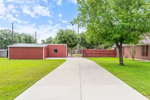 2610 School St, Needville, TX 77461 - Photo 45