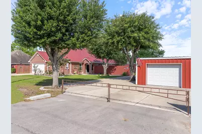 2610 School Street, Needville, TX 77461 - Photo 3