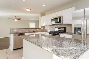 12919 Belmont Legend Ct, Houston, TX 77047 - Photo 9