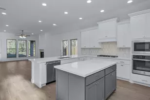 214 Sierra Strm Ln, Conroe, TX 77304 - Photo 5