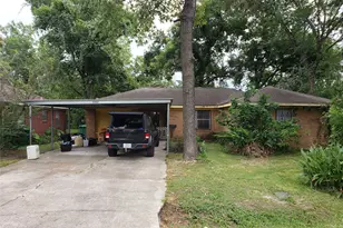 5902 Leon St, Houston, TX 77009 - Photo 1
