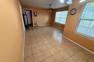 5902 Leon St, Houston, TX 77009 - Photo 3