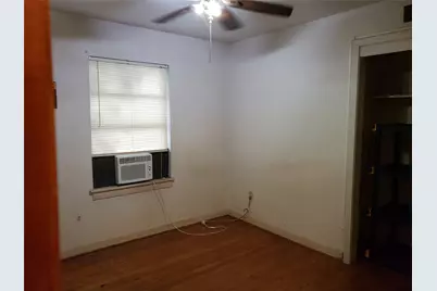 5902 Leon Street, Houston, TX 77009 - Photo 9