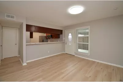 76 W Park West Drive, Houston, TX 77072 - Photo 7