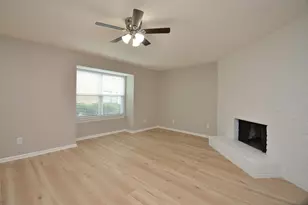 76 W Park West Dr, Houston, TX 77072 - Photo 15