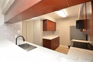 76 W Park West Dr, Houston, TX 77072 - Photo 3