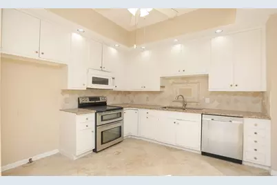 6000 Sugar Hill Drive #9, Houston, TX 77057 - Photo 7