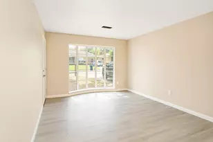 1135 Canterdale St, Houston, TX 77047 - Photo 9