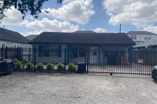 1339 Idylwild St, Houston, TX 77009 - Photo 1