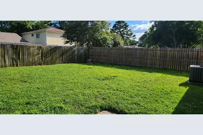 10115 Enchanted Stone Drive, Houston, TX 77070 - Photo 17