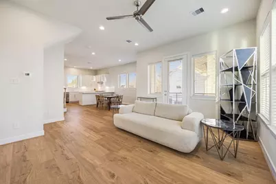 6302 Chelsea Falls Lane, Houston, TX 77008 - Photo 9