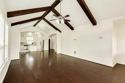 101 Long Meadow Ct, Clute, TX 77531 - Photo 15