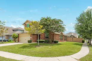 101 Long Meadow Ct, Clute, TX 77531 - Photo 3