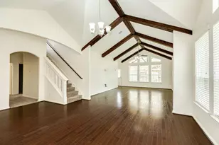 101 Long Meadow Ct, Clute, TX 77531 - Photo 11