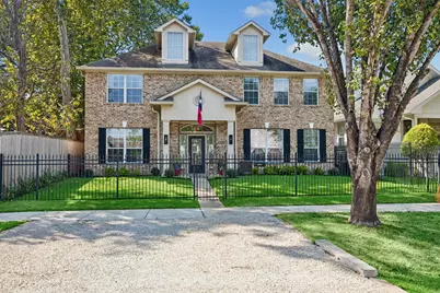1439 Waverly Street, Houston, TX 77008 - Photo 1