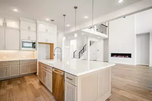 1303 Old Frst Dr, Missouri City, TX 77459 - Photo 7