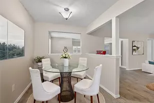 11842 S Fairhollow Ln, Houston, TX 77043 - Photo 9