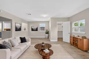 11842 S Fairhollow Ln, Houston, TX 77043 - Photo 11